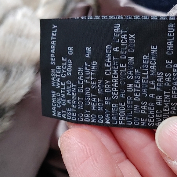 Vintage Hooded Faux Fur Coat with pockets size medium - Picture 11 of 12